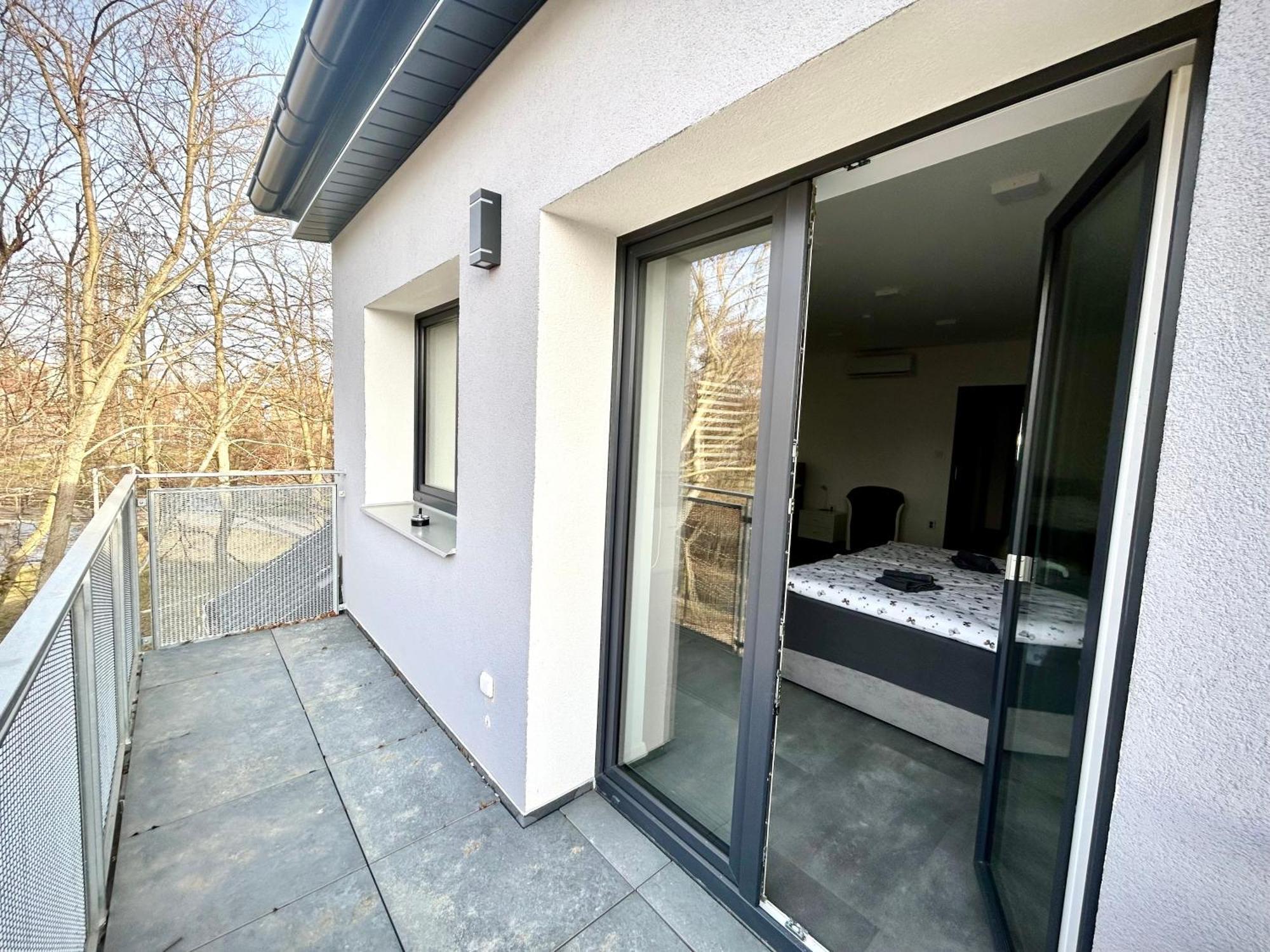 Apartmany Premium Se Soukromym Parkovanim Česká Lípa Bagian luar foto